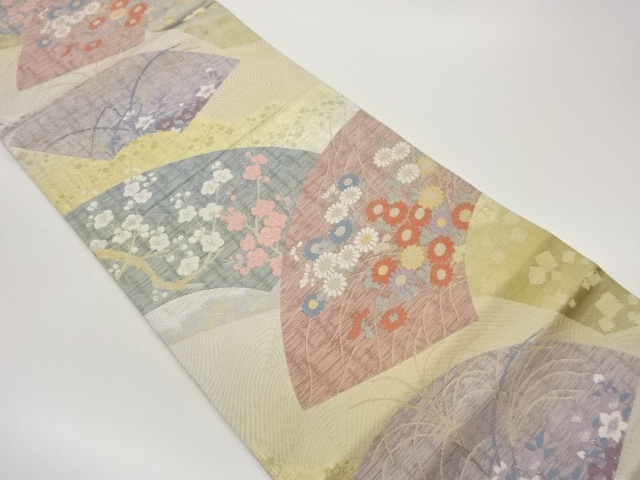 地紙に梅・秋草・色紙散らし模様織出し袋帯